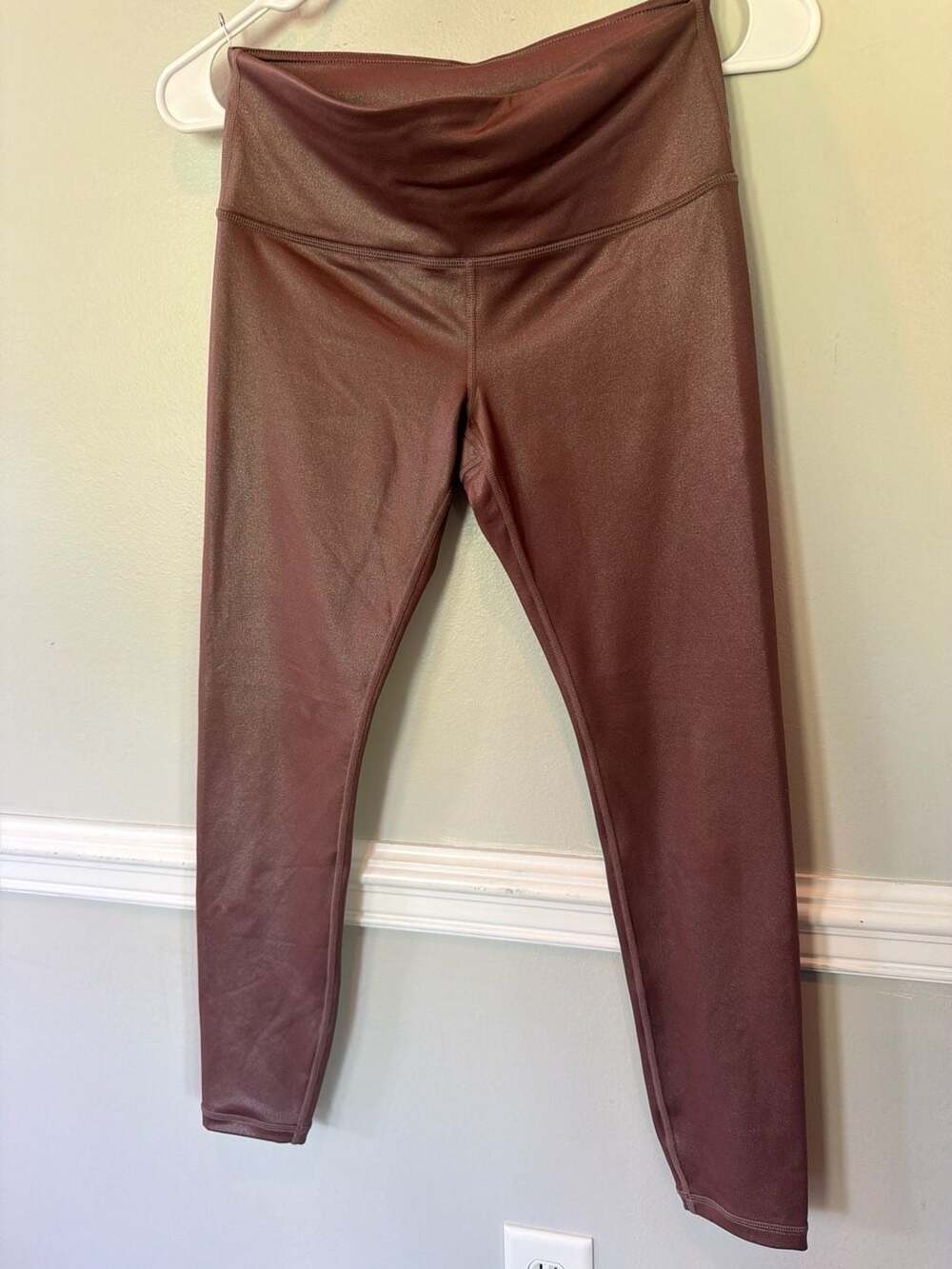 Athleta Elation Shimmer High Rise Tight Leggings in Mahogany XSP